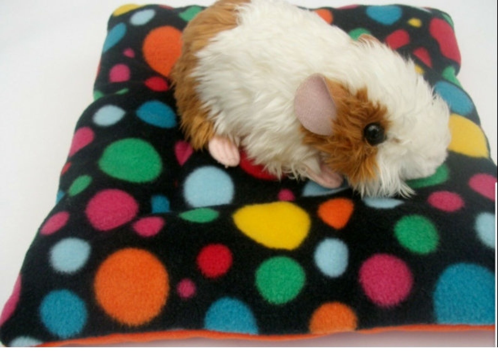 Curated visual reference: Fresh Look at Waterproof Guinea Pig Small Animal Soft Fleece Thick Padded