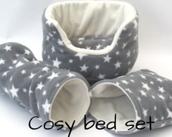 Luxury soft and cosy fleece bed set** 10"guinea pig bed**with removable pad **Tunnel ** snuggle pouch**small animal hedgehog etc