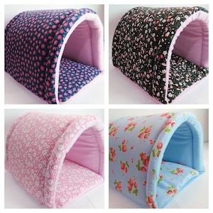 Guinea pig tunnel* Guinea pig bed**small Rabbit**Small animal bed**poly cotton and soft fleece Tunnel ** **hide **Hedgehog.Rat