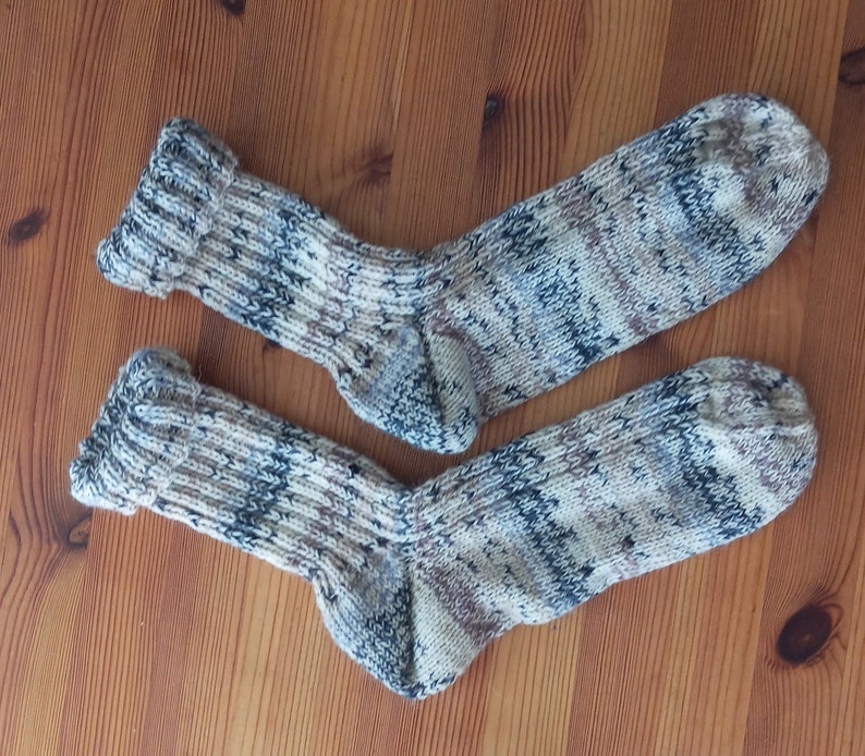 Socken, Gr. 40, handgestrickt, Wintersocken Bild 2