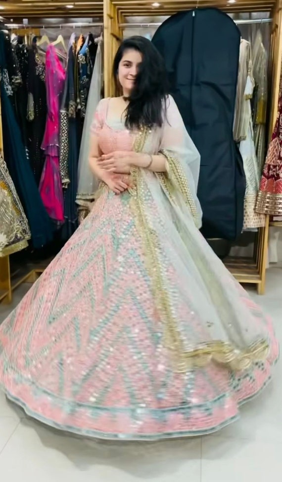 Alia Bhatt in a chikankari lehenga at her bestie's Sangeet!