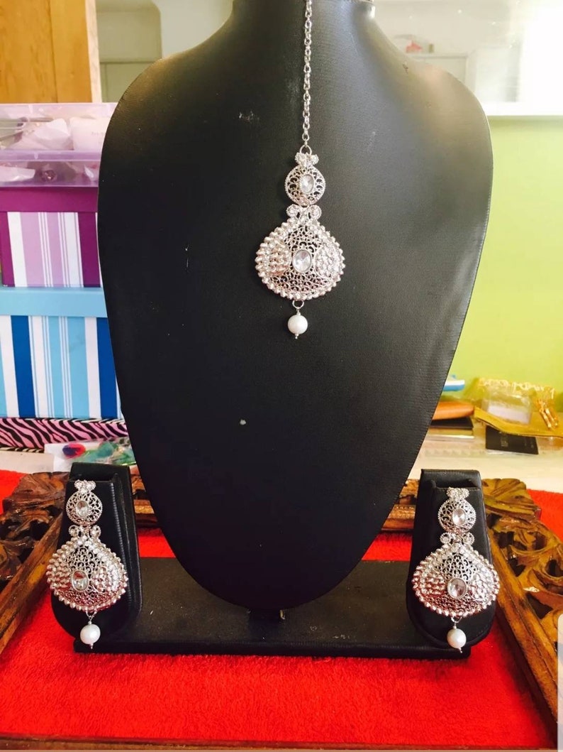 Bridal Combo Silver Earring and Tikka Set Chandelier Earrings with Maang Tikka Indian Jewellery UK Indian Jewellery silver Earring image 1