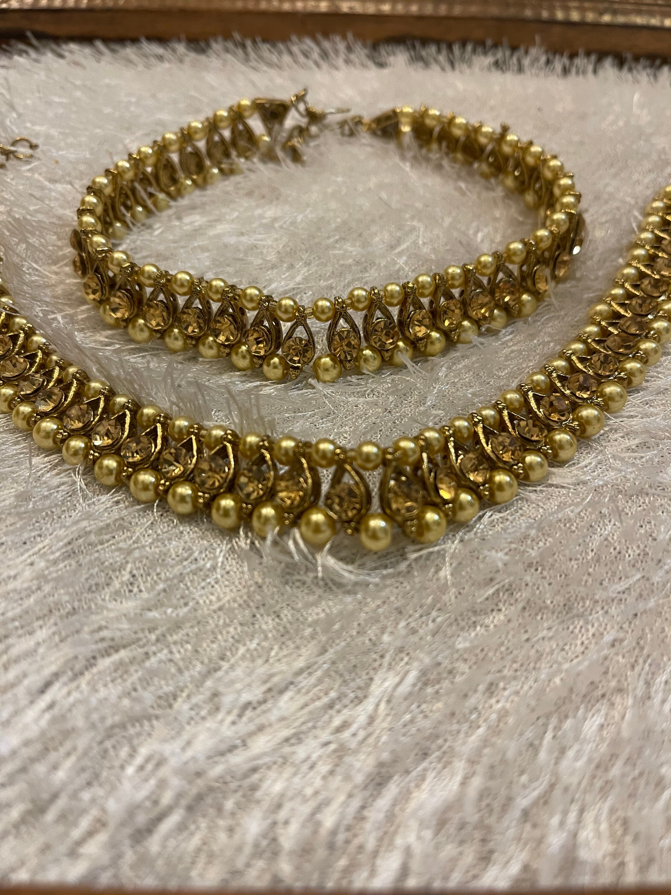 Gold pajeb sale design