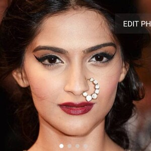 Sonam kapoor deals nose pin