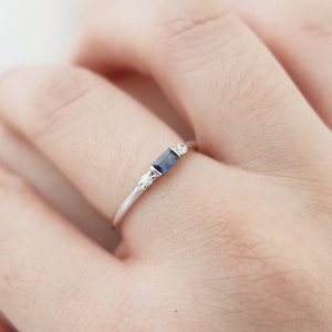 14k Gold Blue Sapphire Ring, Baguette Sapphire Ring, Minimalist Sapphire Diamond Ring, Stacking Sapphire Ring, Dainty Baguette Sapphire Ring