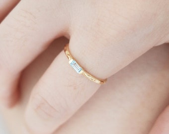 14k Gold Schweizer Blautopas Ring, Baguette Blautopas Ring, Minimalistischer Blautopas Ring Stapelbarer Blautopas Ring Baguette Schweizer Blautopas Ring