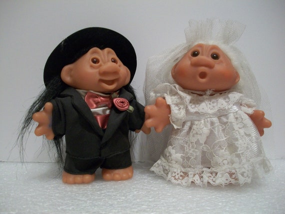 bride and groom troll dolls