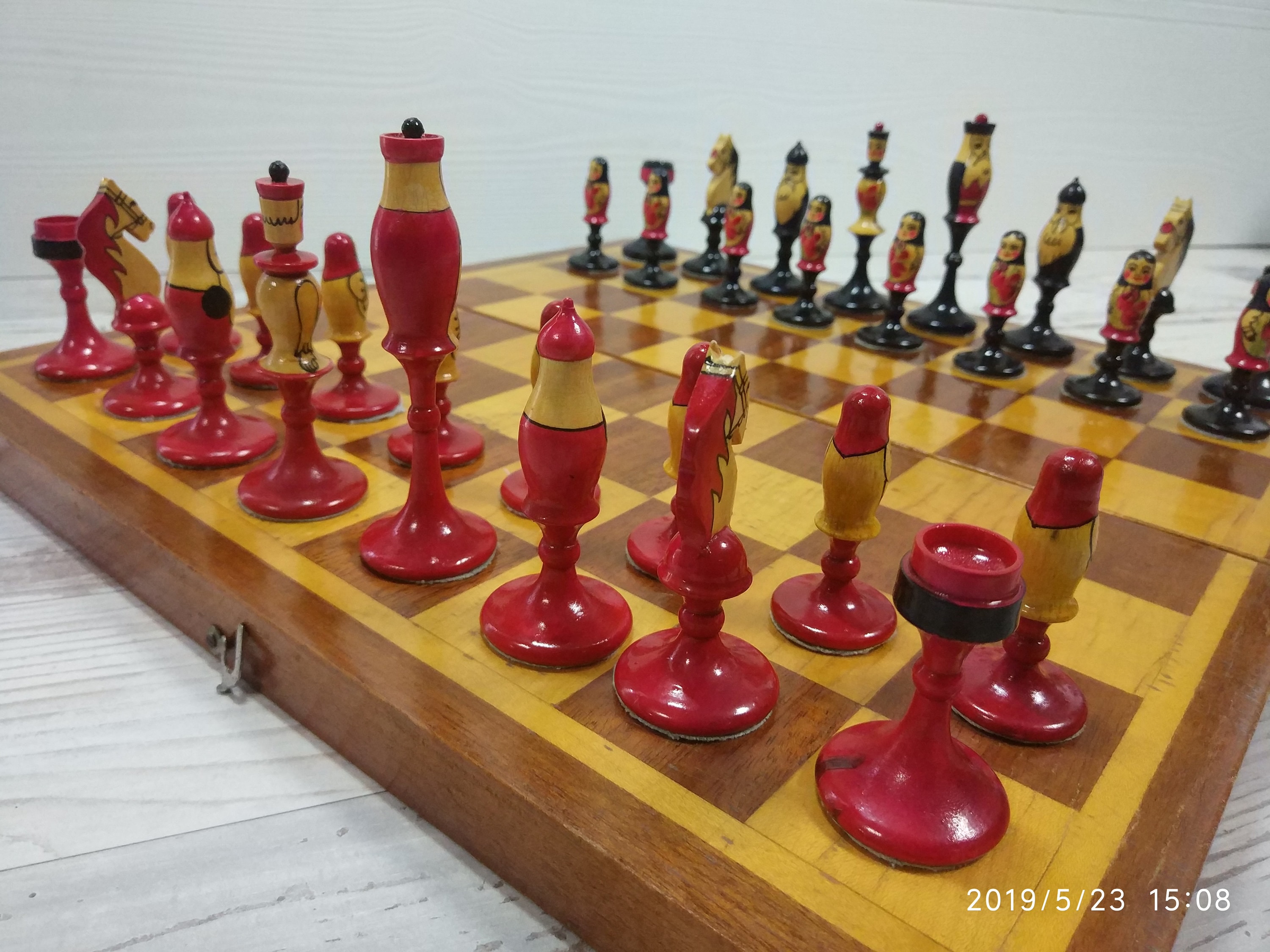 旧ソビエト製マトリョシカチェスセット ロシアのビンテージ マトリョーシカ チェス セット、ソビエト美術塗装