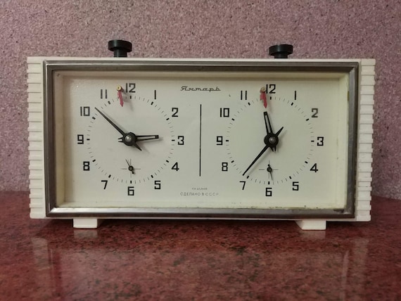 Soviet Chess Clock Jantar. Vintage Mechanical Chess Clock