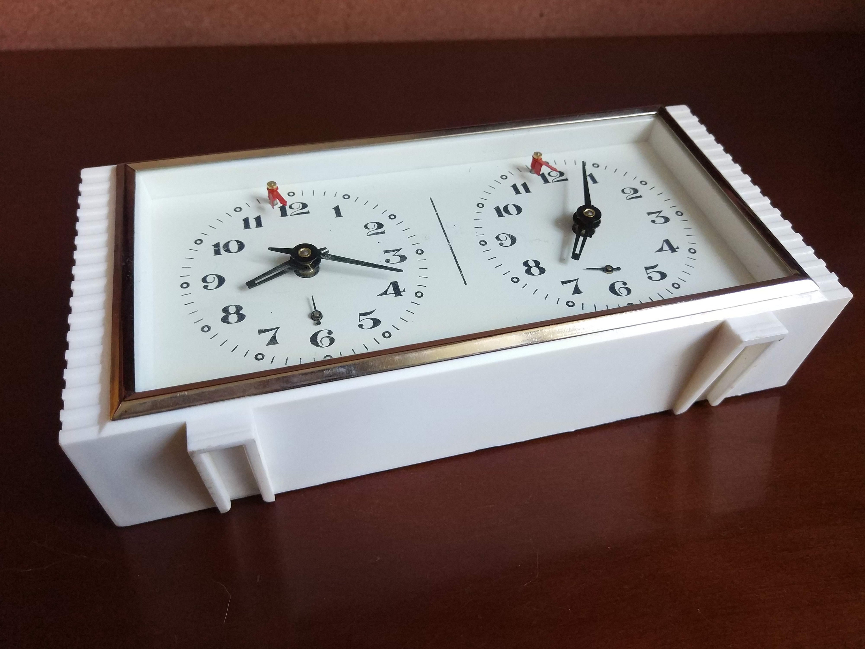 ヴィンテージトーナメントチェスクロック、ソビエト機械式ジャンタル