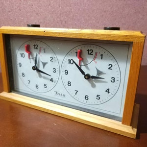 Wooden  mechanical tournament clock, made in Yugoslavia , Vintage chess clock &quot; Insa &quot; 1990