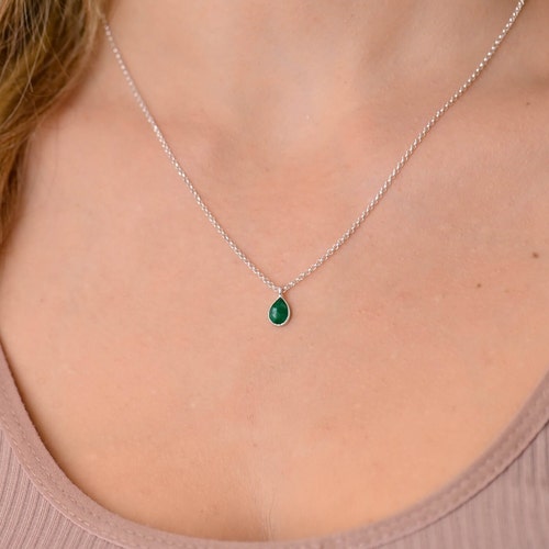 Petit collier délicat en argent vert émeraude, colliers en argent pour femme, collier pendentif vert émeraude minimal