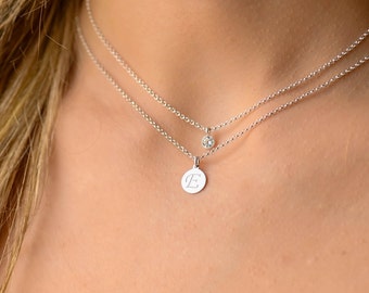Cadena de plata de collar inicial de doble capa, collares iniciales para mujeres, conjunto de collar inicial en capas, collar inicial en capas minimalista