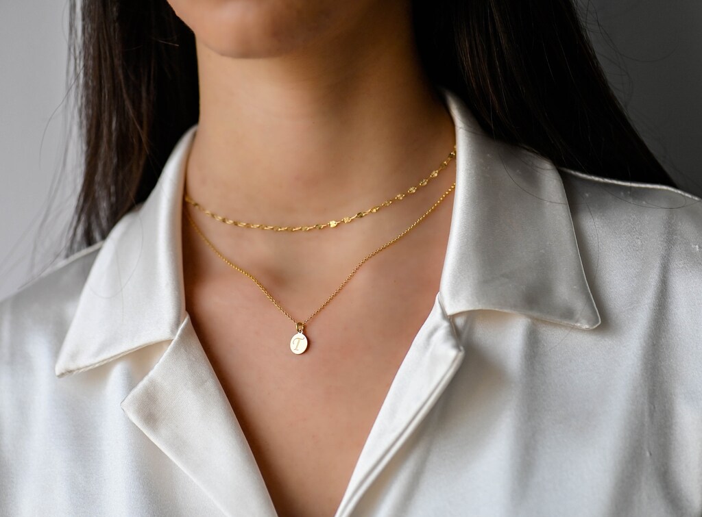 M MOOHAM Collana Donna In Oro 14k – A Strati Con Ciondolo Esagonale E Iniziale – 45 Cm + Estensione, In Elegante Scatola Regalo