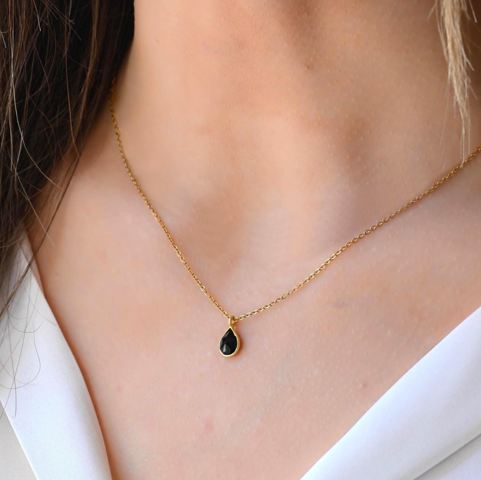 ◆感謝価格◆レア◆phenomenon◆ネックレス◆オマケ付き◆ ミニマリストな上品なブラックオニキスペンダントゴールドチェーン