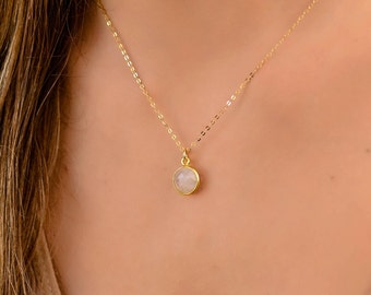 Dainty Round Moonstone Disc Gold Necklace, Minimal Necklace, Simple Gold Necklaces for Women, Moonstone Pendant Necklace for Women