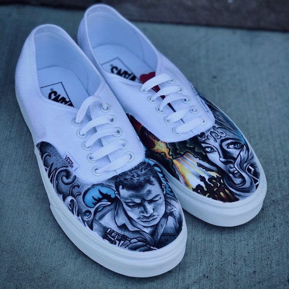 custom chucky vans