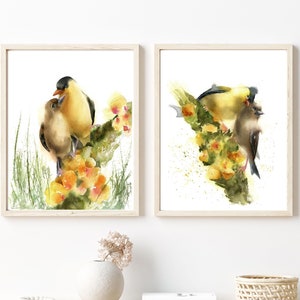 Splendido set di stampe acquerellate di uccellini cardellini innamorati, decorazione da parete color senape, stampa artistica di alta qualità, decorazione naturale vibrante.