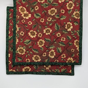 Quilted Pot Holders (#111) Set of 2, 8&quot;