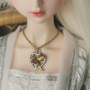 Hummingbird collar on notched heart for BJD doll 1/3 or 1/6