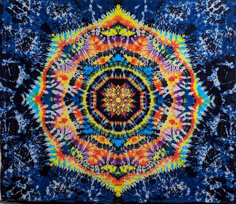 Folding Tie Dye Tapestry Patterns Tapestry Ideas 2020