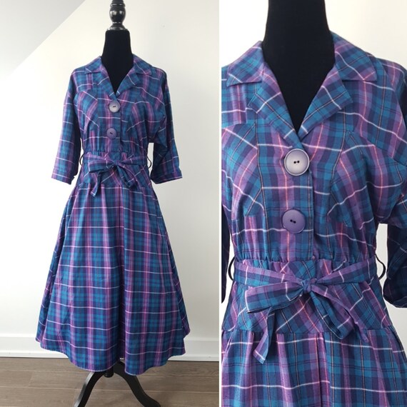Vintage 70s Plaid Cotton Shirtwaist Dress / Small
