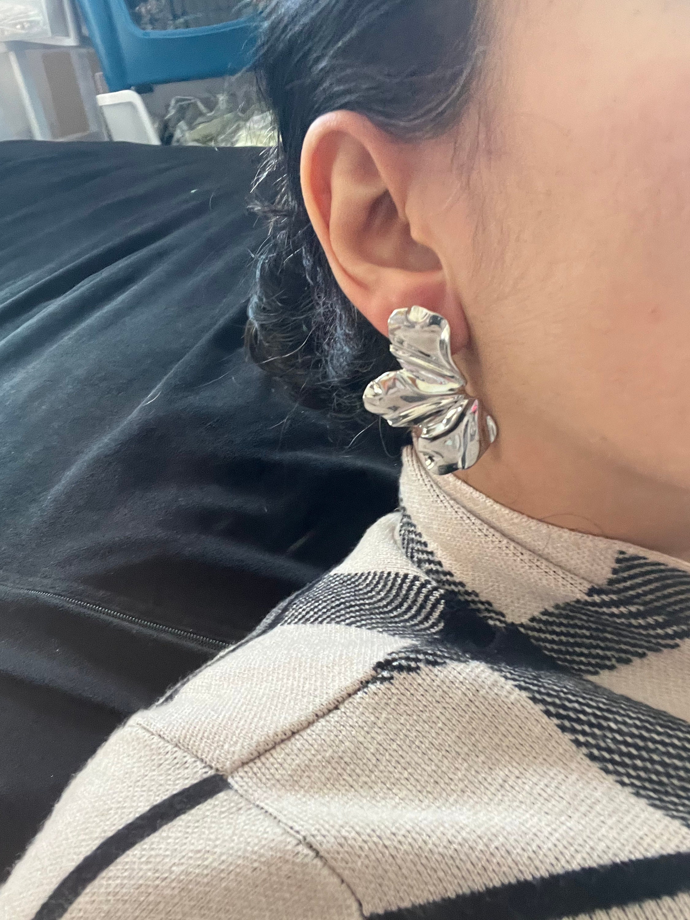 Big Silver Stud Earrings , Silver Statement Bold Studs Large , Silver  Flower Petal Earrings , Chunky Metal Shiny Stud Earrings - Etsy