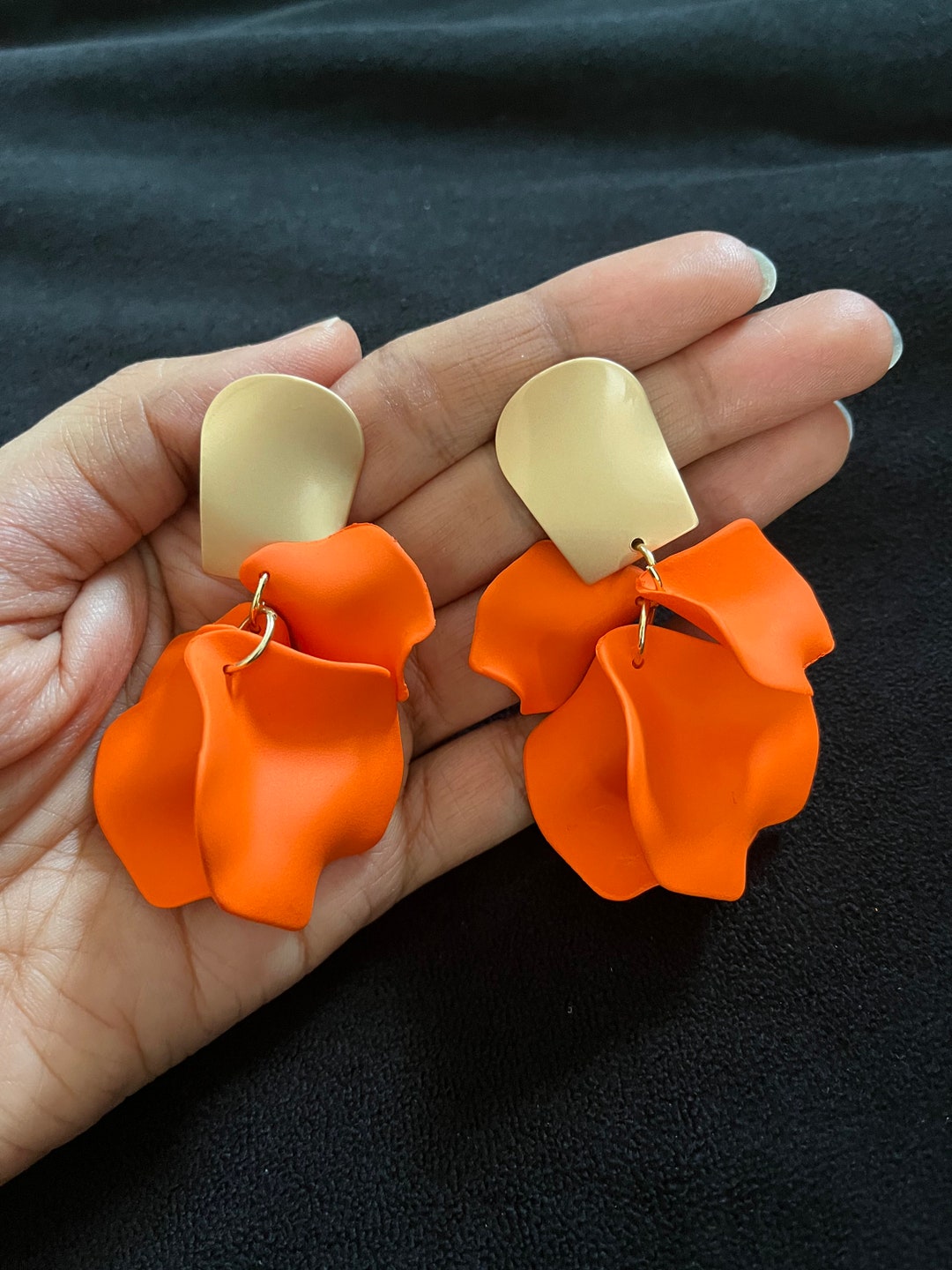 Orange Flower Earrings , Orange Petal Earrings , Orange Acrylic