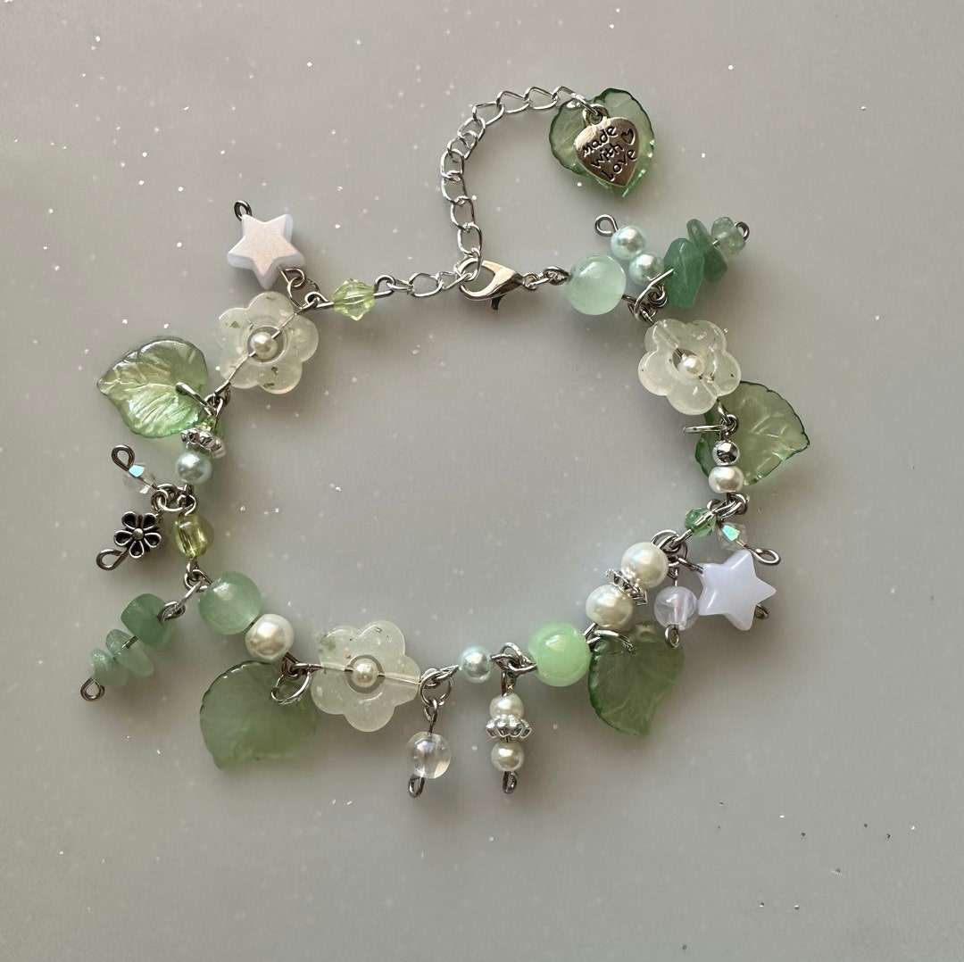 Evergreen Leaf Y2k Handmade Charm Bracelet - Etsy