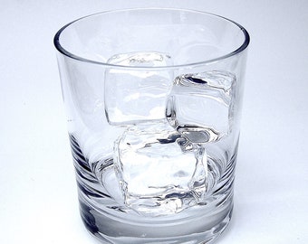 TRENGOVE Standard Ice Cube - Medium (1 Piece)