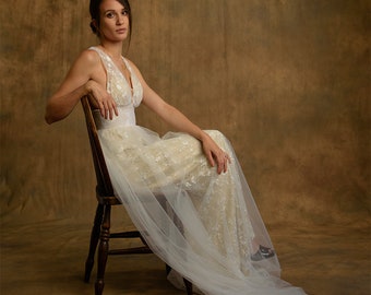 Verona Hand Painted Muslin Backdrop 10' x 10'