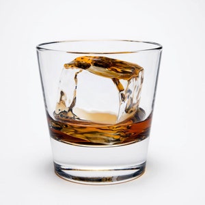 TRENGOVE 2 1/2" Acrylic Ice Cubes