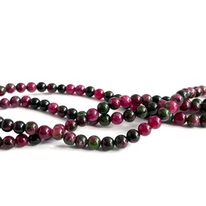 JADE BEADS | 6mm Smooth Round Jade Beads in Ruby Red + Green &quot;Dark Watermelon Mix&quot; Design (7.50&quot; Half Strand)