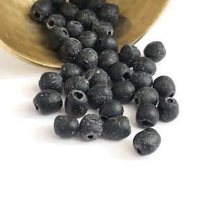 AFRICAN GLASS BEADS | 10mm Ghana Glass Beads in Speckled Black (Package of 10)