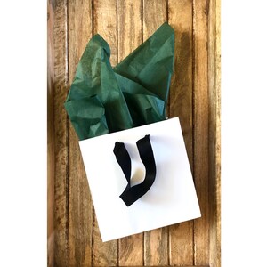 PAPIER + GROSGRAIN SHOPPER | 6,50” kwadratowa torba prezentowa w kolorze białym i czarnym, wykonana z materiałów mieszanych