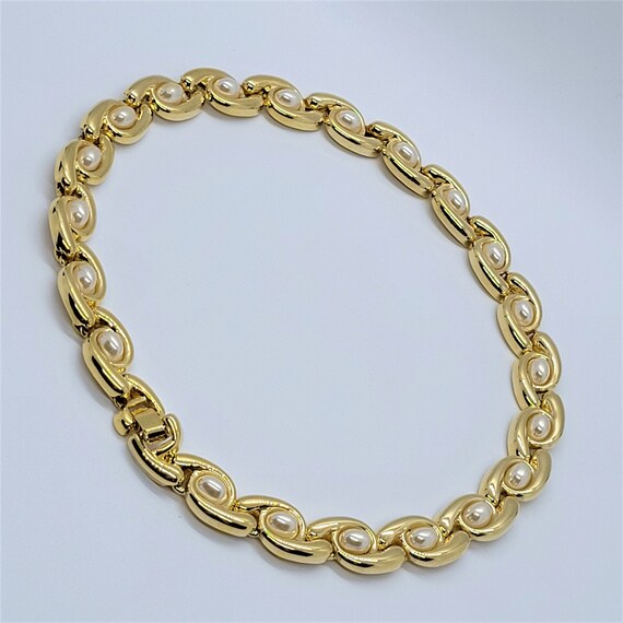 Gold tone chain choker necklace with faux pearl 1… - image 3