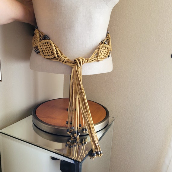 Vintage Western Macrame Fringe Belt Beige Leather  display picture 2