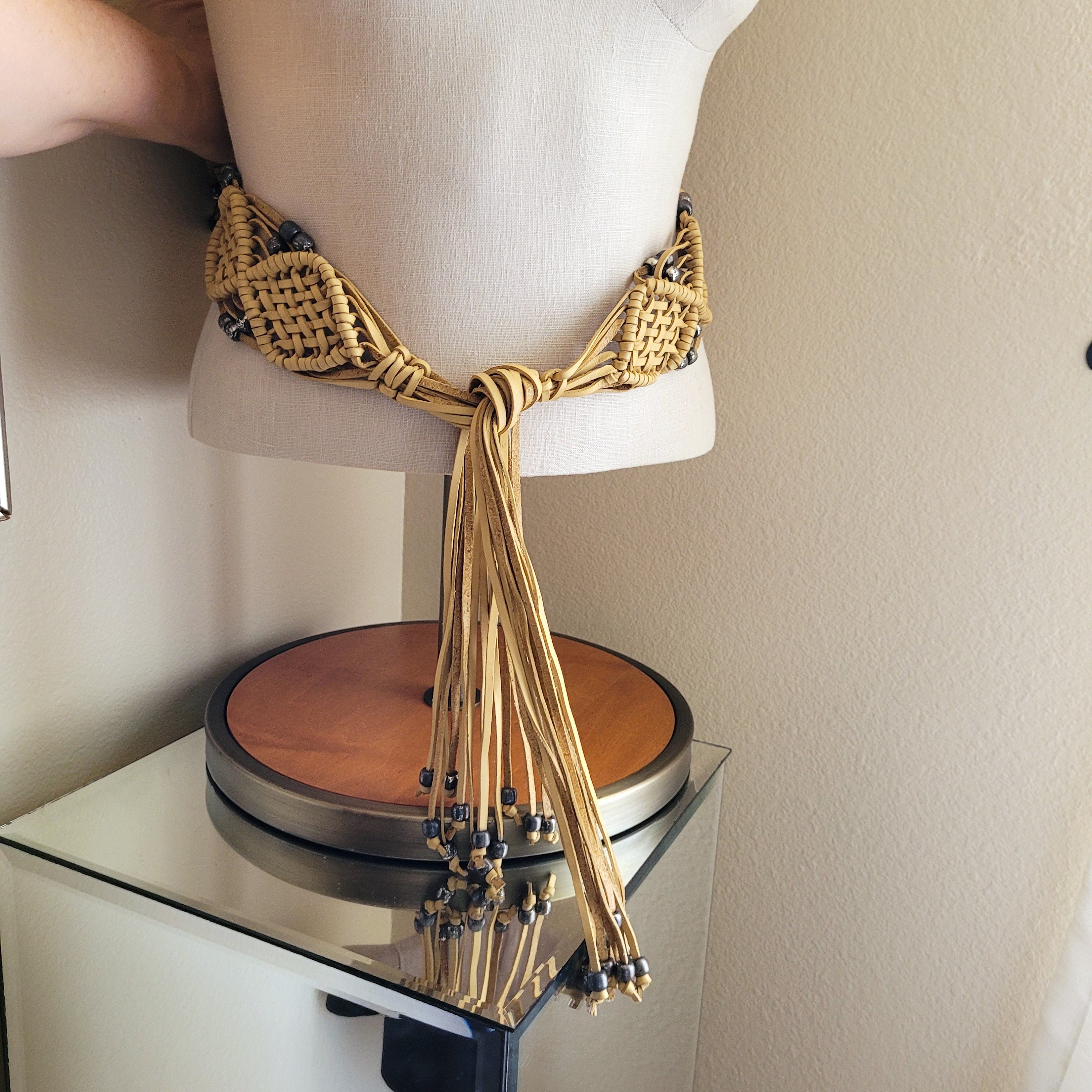 Vintage Western Macrame Fringe Belt Beige Leather  display picture 1