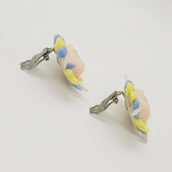 Vintage pastel celluloid flower clip on earrings … - image 9