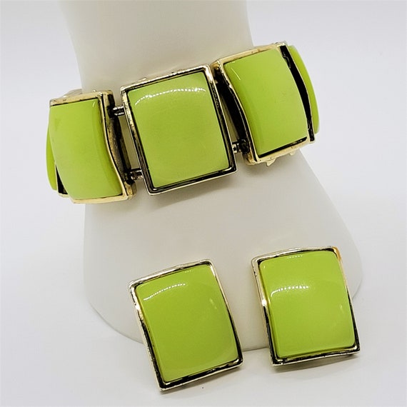 Apple green rectangle panel thermoset plastic moo… - image 2