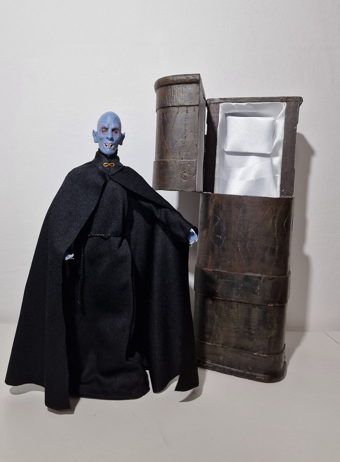 Salem's Lot Mr Kurt Barlow Vampire Horror Figure Large 1/6 Etsy UK