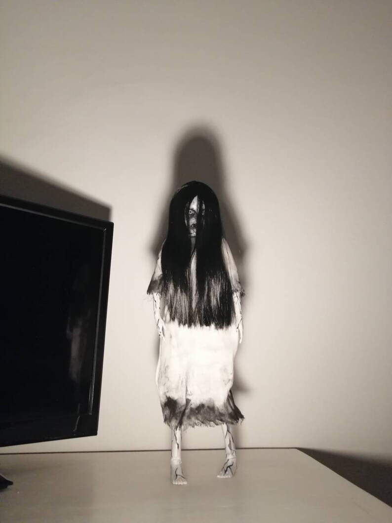 The ring girl Samara custom horror figure large 1/4 scale Etsy