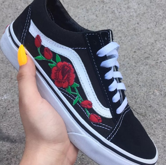 vans avec les roses