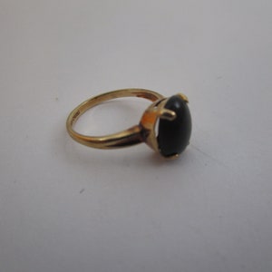 Antique 10K Gold & Solitaire Black Onyx Stone Ladies Ring image 4