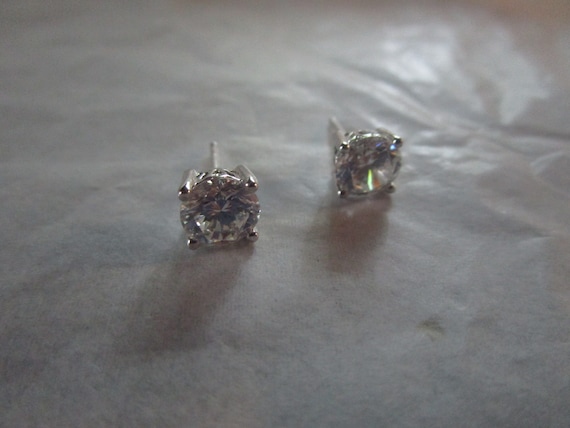 Vtg Sterling Silver & Solitaire CZ Stone Stud Pie… - image 1