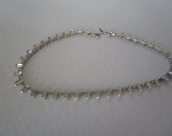 Vintage Retro Designer Sperry High Fashion Rhinestone Necklace