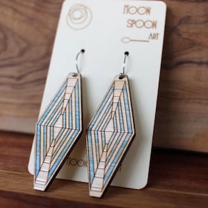 Pendientes colgantes geométricos de madera – Joyería moderna con bloques de color