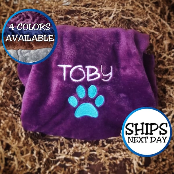 Personalized Dog Blanket with Big Paw Design | Custom Embroidered Blanket for Dogs & Cats