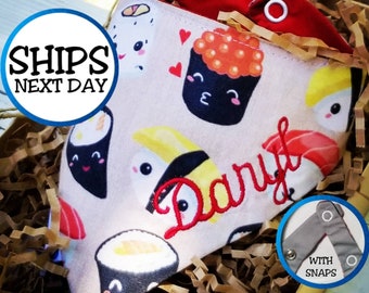 Pañuelo para perro personalizado con estampado de sushi, pañuelo para gatos, pañuelo para cachorros, pañuelo para mascotas, pañuelo para sushi, snap sobre pañuelo, pañuelo para regalo para mascotas