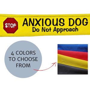 Embroidered Dog leash Wrap: &quot;ANXIOUS DOG - Do Not Approach&quot; Text and Stop Sign | A Leash Sleeve for Anxious Dogs